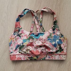 Lululemon Seawheeze Energy Bra size 4